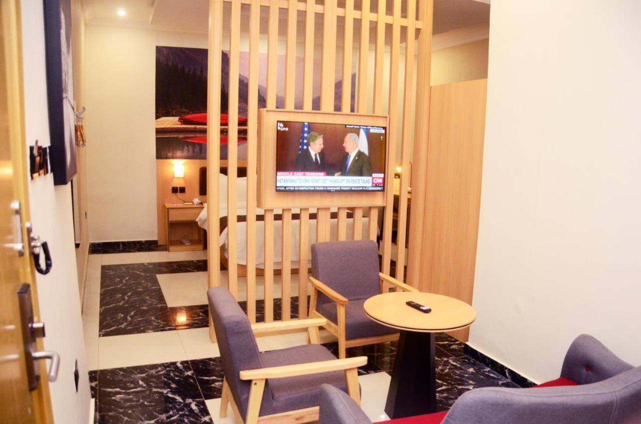 איקג'ה Ivy Hotel Emerald מראה חיצוני תמונה