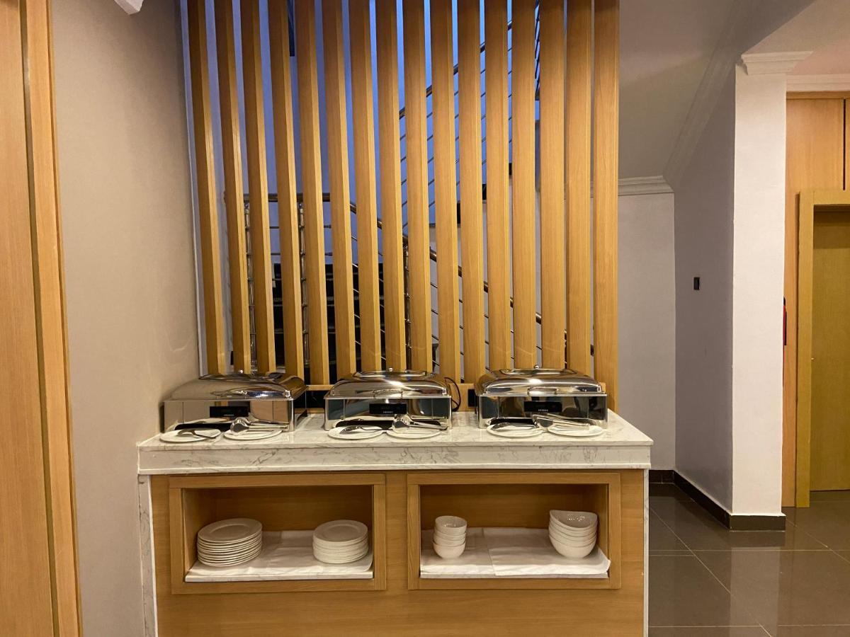 איקג'ה Ivy Hotel Emerald מראה חיצוני תמונה